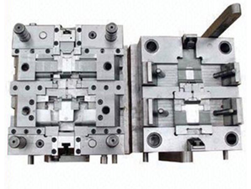 达坂城精密塑料模-07